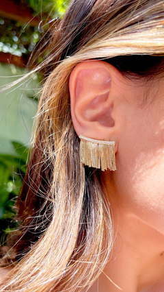 Brinco Ear Cuff Franja Zircônia Branca Banho de Ouro 18K - comprar online