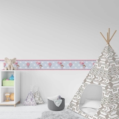 MENINA COM BALÕES FAIXA ADESIVA DECORATIVA PAREDE - comprar online