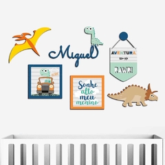 DINOSSAURO NOME EM MDF PLACAS DECORATIVOS INFANTIL