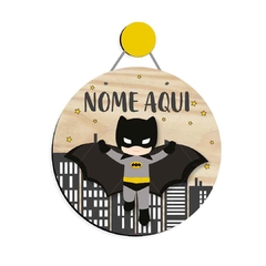 BATMAN VOANDO ENFEITE PORTA DE MATERNIDADE MDF NOME - comprar online