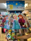 Paraguas personajes animados en internet