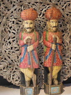 DEL133- Escultura antigua hombre Hindu