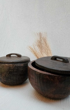 INDI18010- Bowl de madera antiguo con tapa 40/44cm x 28cm h - comprar online
