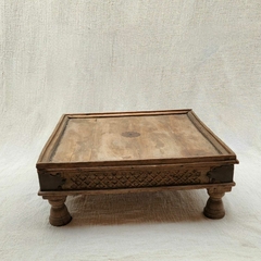 INDI18001ME- Mesa rezo de madera antigua 47x47x18cmh - Pieza única - comprar online