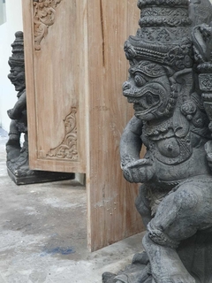 PIE058- Pareja de Esculturas Hanoman de piedra 0,90m de altura - comprar online
