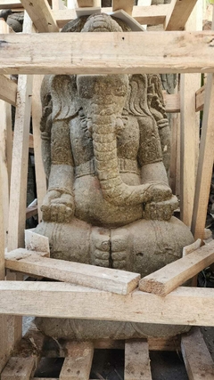 PIE222- Ganesha de piedra 80cm