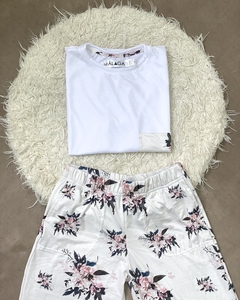 SET PIJAMA ANASTASIA LIRIO BLANCO-(Armalo como quieras) - comprar online