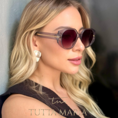 Óculos Claudia cinza lente cinza - comprar online