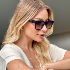 Óculos Zoe azul marinho lente cinza degradê - comprar online