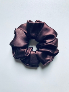 SCRUNCHIE DE CETIM SEM LAÇO - loja online