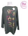 Remera Amelie verde abstracto