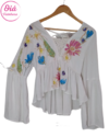 Blusa Medieval blanca flores