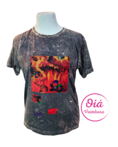 Remera Urbana gris batik infierno