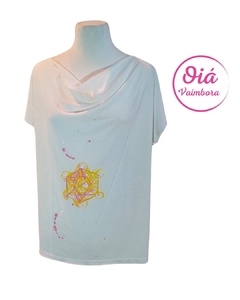 Remera Isolda blanco geometría sagrada L