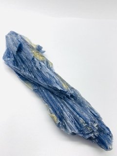 Cianita Azul 140g - CristalMagia