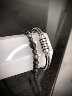 bracelete-de-aço-trançado-em-belo-horizonte-acessórios-masculinos-comprar-pulseiras-joias-estilo-moda-homem-moderno-pulseiras-de-couro-pulseira-de-pedra-