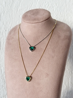 colar coração único verde esmeralda - comprar online