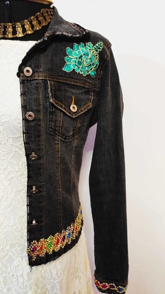 Jaqueta jeans Boho com apliques - Bela Índia Artigos Indianos