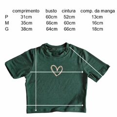 Blusa Cropped Coração Verde na internet