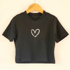 blusa cropped de coração preta - comprar online