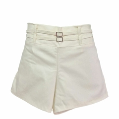 Short-saia Off-white com Cinto Fivela Dupla