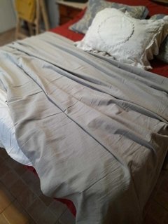 Pie de cama simple de tusor, color gris elefante - Olivia & Me