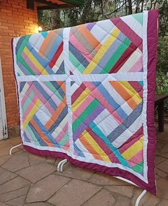 Colcha artesanal em patchwork - Quadros - Cia das Mãos - Artesanato Criativo - Fabricação Própria