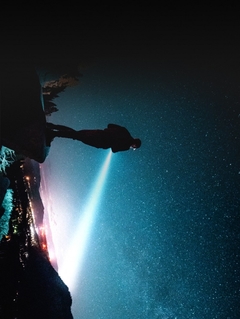 Imagem do Lanterna forte luz recarregável zoom gigante brilhante xenon forças especiais casa ao ar livre portátil led lanterna luminosa