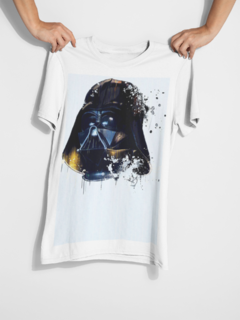 Camiseta Personagens Guerra nas Estrelas Darth Vader - comprar online