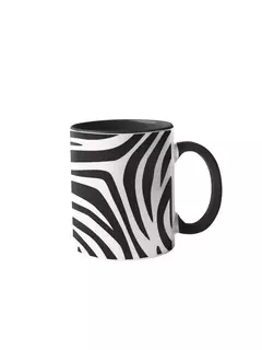 Caneca de porcelana com estampa de zebra em preto e branco.