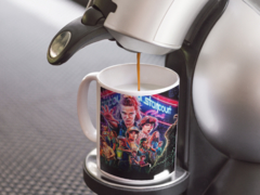 Caneca Stranger Things Séries mod 3 na internet