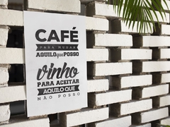 Placa MDF 3mm A4 Mensagem Motivacional Café para mudar aquilo que posso mod16 - comprar online