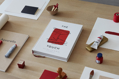 The Touch: Spaces designed for the senses - comprar online