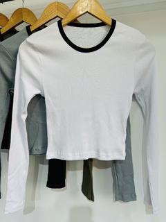 Remera morley corta cuello combinado (Talle Aprox. S/M)