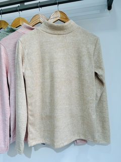 Sweater tipo polera lanilla angora dama