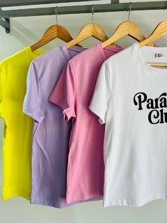 Remera algodón Paradise Club (Talle Aprox. L/XL)
