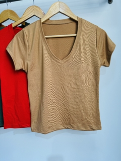 Remera cuelo v modal soft mangas cortas (T. APROX M/L) - comprar online