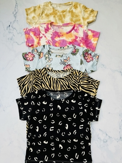 Remera tipo top de morley estampada (Talle Aprox S/M/L) - comprar online