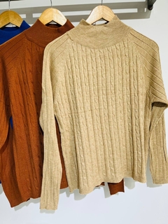 Sweater dama con polera y trenzas hilo calidad extra (T. Aprox: L/XL) - comprar online