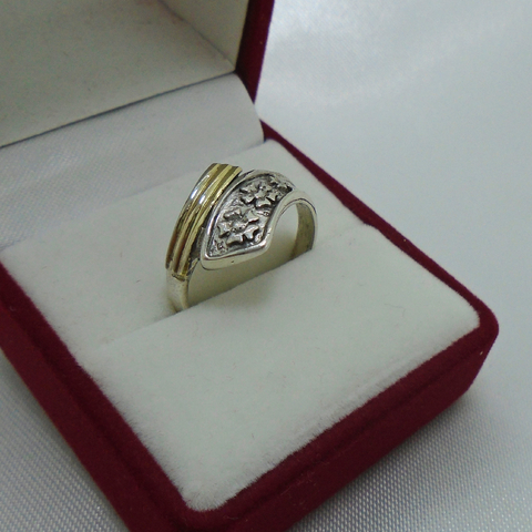 AN 065 Anillo Plata con Oro flores