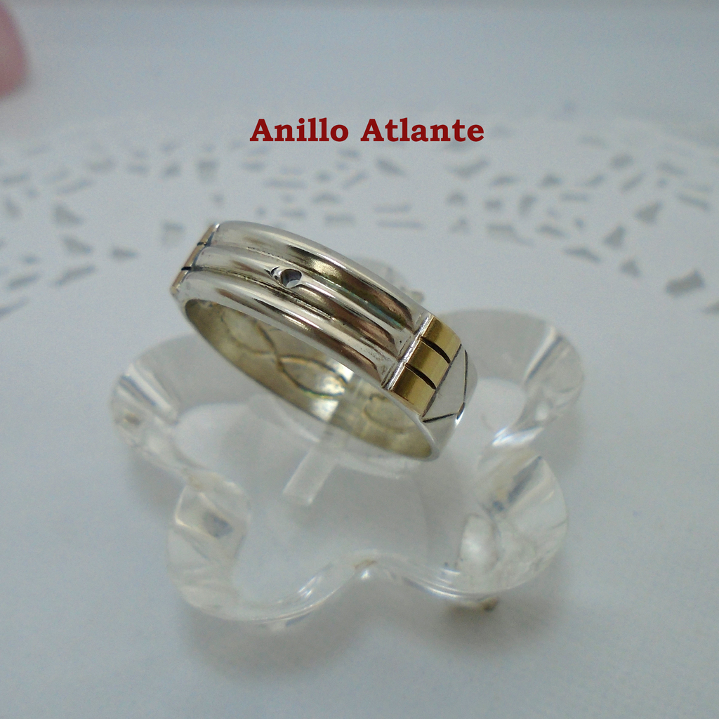 AN 396 Anillo Plata con Oro Atlante. Simbolo de proteccion