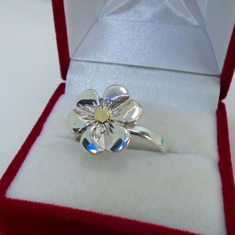 AN 183 Anillo Plata con Oro flor pensamiento