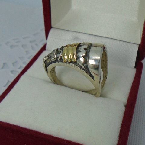 AN 043 Anillo Plata con Oro macizo en forma bombe