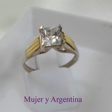 AN 130 Anillo Plata con Oro con piedra cubic modelo Solitario