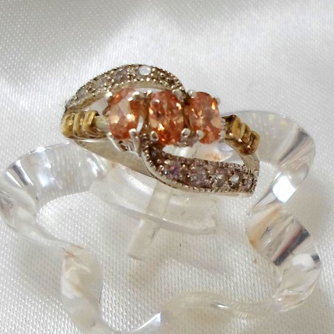 AN 070 Anillo Plata con Oro con tres cubics ambar y circones cristal