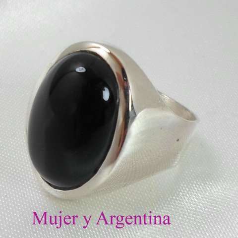 AN 208 Anillo macizo de Plata con piedra Onix de 14 x 18 mm