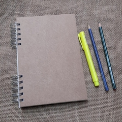 Caderno Sketchbook para Desenho - 20,5x14,5cm - 100 Páginas de 240g - Miolo Liso