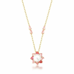 Colar flor de pérola com zircônias rosa banhado a ouro 18k