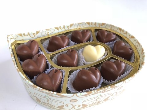 Caja premium chica -14 bombones- - Tiegel Chocolatier
