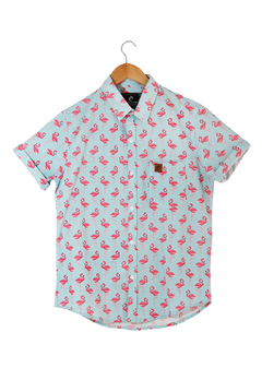 CAMISA ESTAMPADA CAMALEÃO URBANO FLAMINGO AZUL CLARO na internet